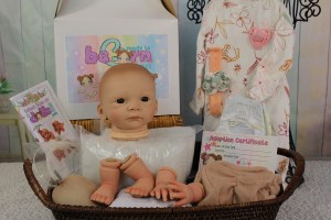 BeBorn-Vivien-Wosnjuk-white-1-4-limb-002