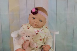Nina-Legler-girl-weighted-baby-006