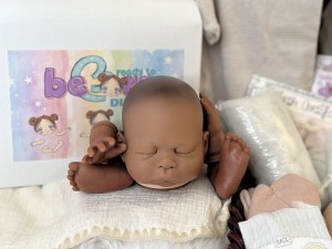 Olivia-1-4-limbs-beborn-dollsinc-003