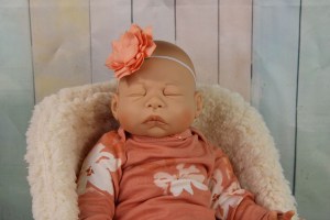 Olivia-Johnson-weighted-baby-005