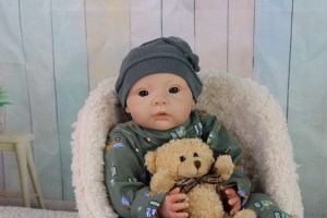 Sophie-Wosnjuk-weighted-baby-004