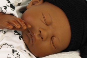 olivia-ethnic-weighted-playdoll-004